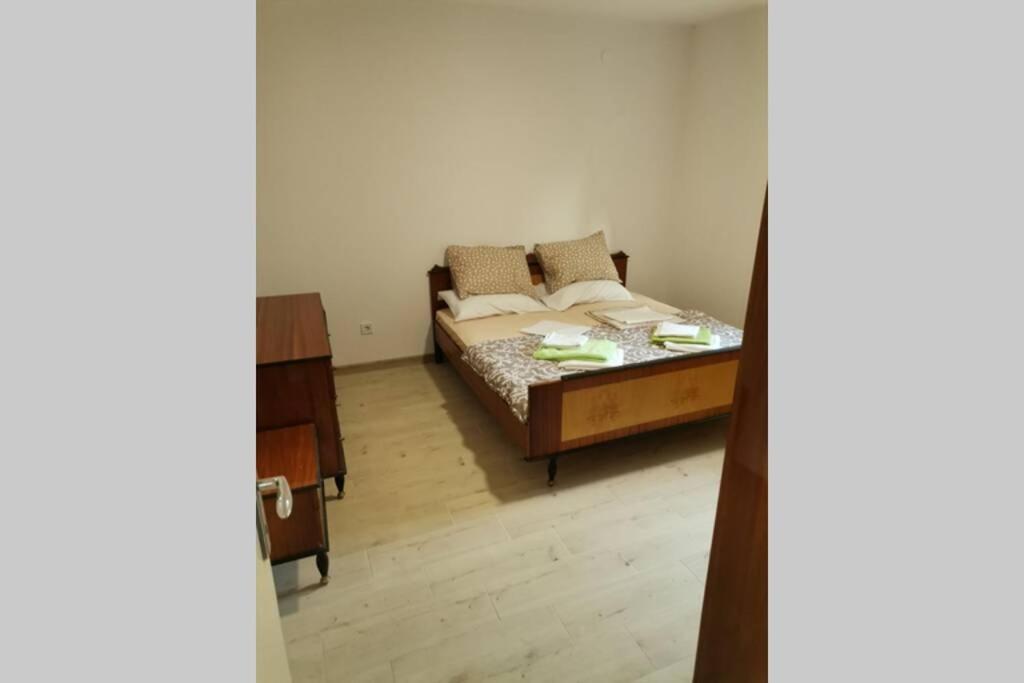 Apartman Danica ヘルツェグ・ノヴィ エクステリア 写真