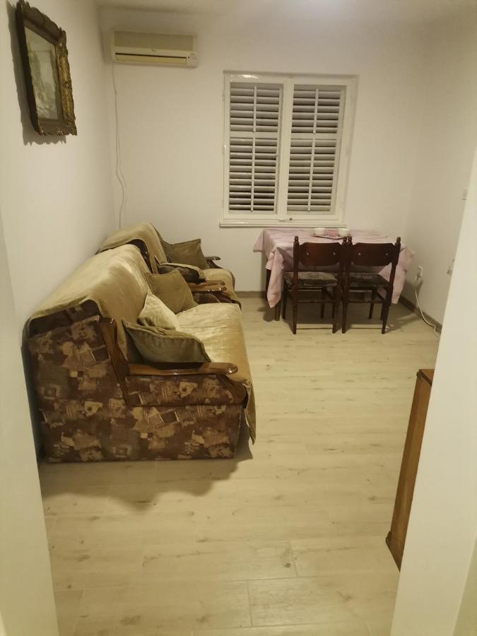 Apartman Danica ヘルツェグ・ノヴィ エクステリア 写真